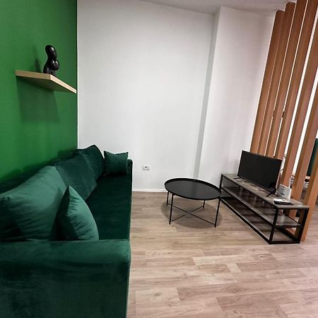 Cactus Apartments Драч Екстериор снимка