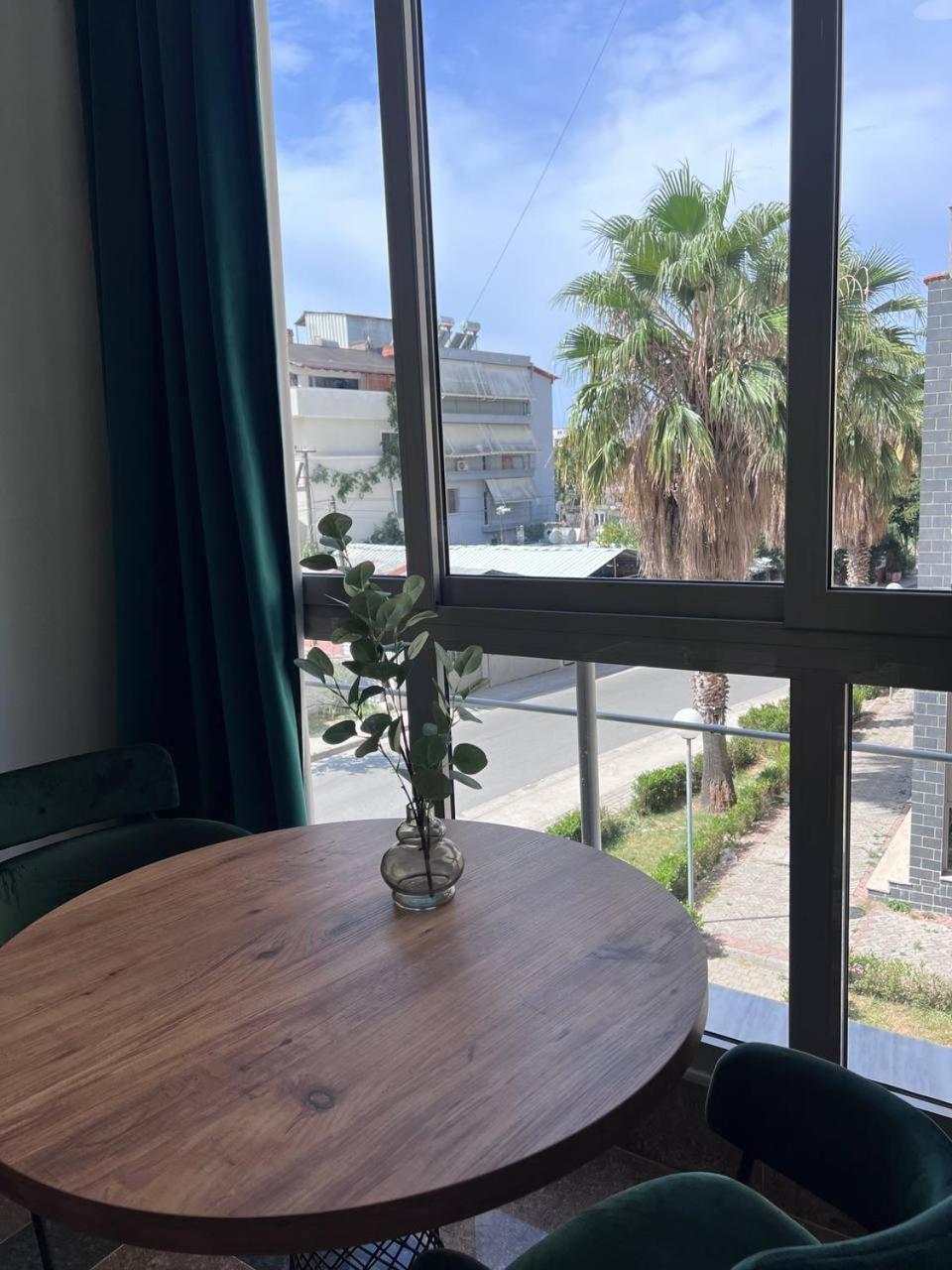 Cactus Apartments Драч Екстериор снимка