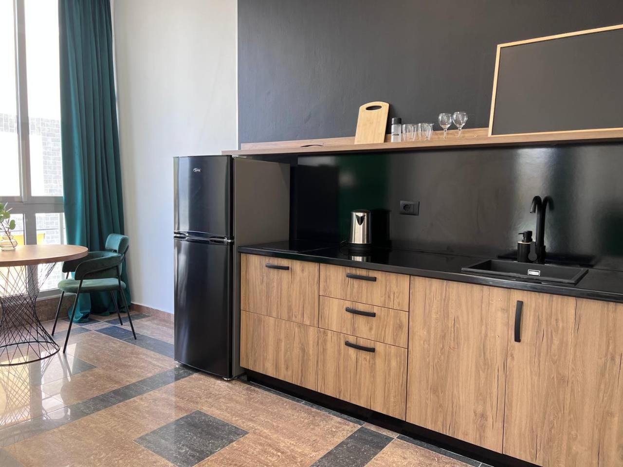 Cactus Apartments Драч Екстериор снимка